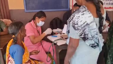 பந்தலூர்: பந்தலூர் புனித சேவியர் பெண்கள் உயர்நிலை பள்ளியில் இலவச கண் சிகிச்சை முகாம் மற்றும் இலவச மருத்துவ முகாம்