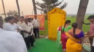 అభివృద్ధే లక్ష్యంగా అడుగులు: ఎమ్మెల్యే నల్లమిల్లి