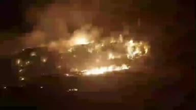 शिरोळ: शिरोळ नगरपरिषदेच्या कचरा डेपोला भीषण आग; नागरिकांच्या आरोग्याचा प्रश्न पुन्हा ऐरणीवर