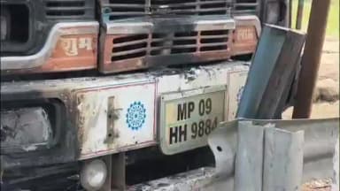 તારાપુર: તારાપુર હાઈવે પર ઈસરવાડા પાસે રૂ ભરેલી ટ્રકમાં ભીષણ આગ, લાખોનું નુકસાન