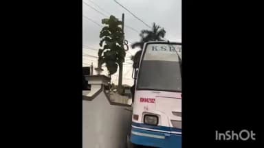 കാഞ്ഞിരപ്പള്ളി: മുണ്ടക്കയം പുത്തൻചന്തയിൽ കെ.എസ്.ആർ.ടി.സി ബസ് ബ്രേക്ക് നഷ്ടപെട്ട് മതിലിൽ ഇടിച്ചു കയറി അപകടം