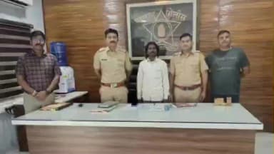 शिरपूर: चारित्र्याच्या संशयावरून पत्नीची हत्या करणाऱ्या फरार पतीला शिरपूर तालुका पोलिसांनी ठोकल्या बेड्या