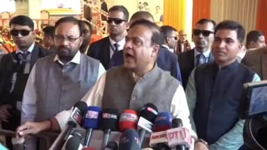 চাবুৱা: জুবিন ক্ষেত্ৰ পৰিষ্কাৰ কৰা লগতে সন্মুখৰ দোকান আঁতৰাবলৈ নিৰ্দেশ দিছোঁ চাবুৱাত জনালে মুখ্যমন্ত্ৰীয়ে