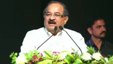 राहाता: शेतकऱ्यांवरती असलेली बांधिलकी विसरू नका जलसंपदा मंत्री डॉक्टर राधाकृष्ण विखे पाटील