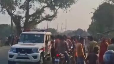 सनहौला: सखुआ चौक के पास ट्रैक्टर और मोटरसाइकिल की टक्कर में युवक बुरी तरह जख्मी