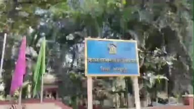 हातकणंगले: कोल्हापूर - सांगली राज्य महामार्गावर शिरोलीजवळ झालेल्या भीषण अपघातात लातूर येथील एका तरुणाचा जागीच मृत्यू