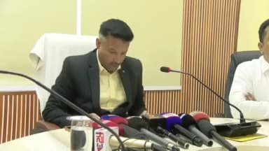 বঙাইগাঁও ভাগ: আবাৰ্ত্ত ভৱনত বিধানসভা নিৰ্বাচনৰ বাবে চূড়ান্ত ফটোযুক্ত ভোটাৰ তালিকা প্ৰকাশ কৰে জিলা আয়ুক্ত তথা জিলা নিৰ্বাচন বিষয়াই