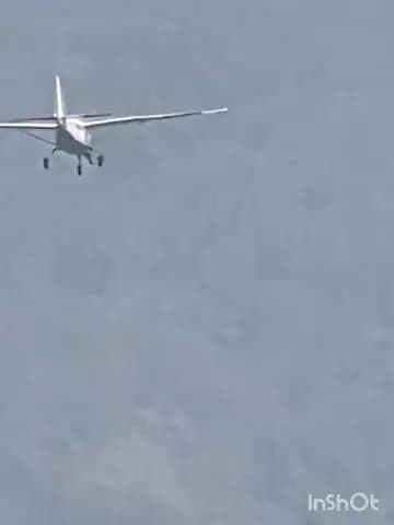 ಮಲೆನಾಡಲ್ಲಿ ನಿಗೂಡ ರೀತಿಯಲ್ಲಿ ತೀರಾ ಕೆಳಗೆ ಹಾರಾಡಿದ ಕಿರು ವಿಮಾನ.! ಪೊಲೀಸರಿಗೂ ಇಲ್ಲ ವಿಮಾನ ಹಾರಾಟದ ಮಾಹಿತಿ.!