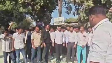 বিহপুৰীয়া: কৰুণাবাৰীত মুখ্যমন্ত্ৰীৰ প্ৰতিপূৰ্তি দাহেৰে তীব্ৰ প্ৰতিবাদ সাব্যস্ত জিলা আমছুৰ