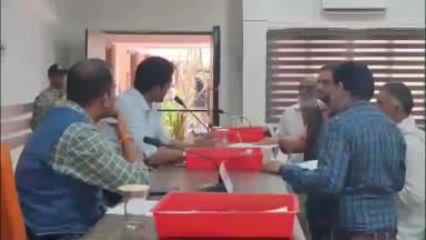 हंडिया: हरदा जिला मुख्यालय पर जिला पंचायत में जनसुनवाई का आयोजन किया गया,