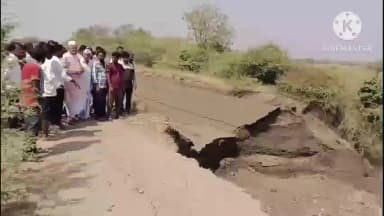 ಕೊಲ್ಹಾರ: ಹಳ್ಳದ ಗೆನ್ನೂರು ಕಾಲುವೆ ಒಡೆದ ಸ್ಥಳಕ್ಕೆ ಮಾಜಿ ಸಚಿವ ಎಸ್ ಕೆ ಬೆಳ್ಳುಬ್ಬಿ ಭೇಟಿ ಪರಿಶೀಲನೆ