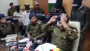 गोरेयाकोठी: गोरिया कोठी थाना क्षेत्र से पुलिस ने हथियार के साथ चार अपराधियों को गिरफ्तार किया