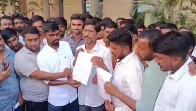 ગાંધીનગર: ઠાકોર અને કોળી વિકાસ નિગમ નિયમોમાં સુધારા કરવામાં આવતા રજૂઆત માટે આગેવાનો પહોંચ્યા