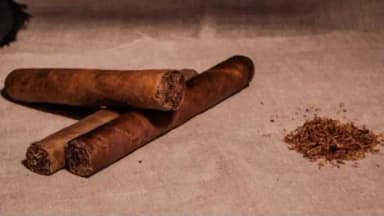 उमरेड: स्मशान भूमी कडे जाणाऱ्या रोडवर अमली पदार्थाचे सेवन करणाऱ्या तिघांविरोधात गुन्हा दाखल