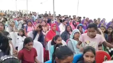 गढ़ाकोटा: पूर्व मंत्री गोपाल भार्गव ने ग्राम ऊमरा में प्राथमिक स्वास्थ्य केंद्र का लोकार्पण किया, ट्रैक्टर चलाकर पहुंचे