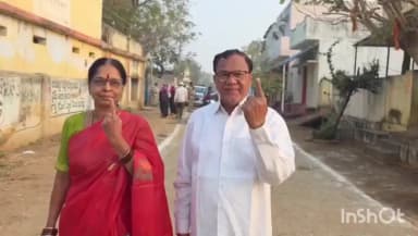 వర్ధన్నపేట: వర్ధన్నపేటలో ప్రశాంతంగా ప్రారంభమైన మున్సిపాలిటీ ఎన్నికలు