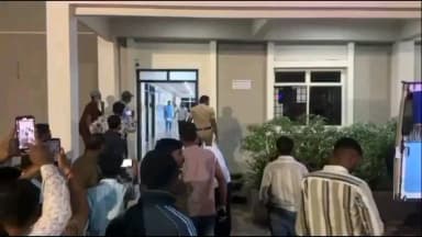 ವಿಜಯಪುರ: ನಗರದಲ್ಲಿ ಬಲರಾಮ ಎಂಬಾತನ ಸಾವಿನಲ್ಲೂ ಕುಟುಂಬಸ್ಥರು ಅಂಗಾಗ ದಾನ ಮಾಡಿ ಸಾರ್ಥಕತೆ ಮೆರೆದಿದ್ದಾರೆ