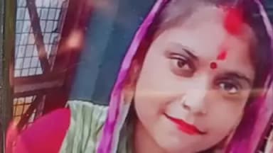 बदायूं: बसेला गांव में विवाहिता ने फांसी लगाई, मायका पक्ष ने दहेज हत्या का लगाया आरोप