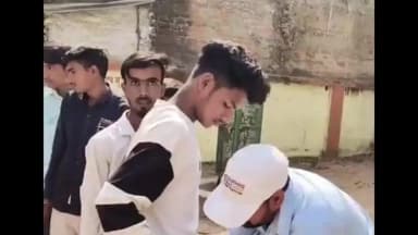 रॉबर्ट्सगंज: म्योरपुर में बोर्ड परीक्षाएं शांतिपूर्ण संपन्न, सामाजिक विज्ञान और अंग्रेजी के पेपर हुए, 109 परीक्षार्थी रहे अनुपस्थित