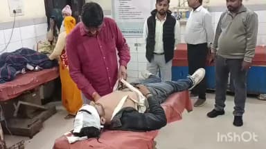 एटा: मोहल्ला यादव नगर के इंटरमीडिएट छात्र के साथ आधा दर्जन से अधिक युवकों ने बेल्ट और ईंटों से की मारपीट, घायल