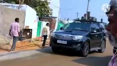 మహబూబాబాద్: రెడ్యాలకు చేరుకున్న ముఖ్యమంత్రి రేవంత్ రెడ్డి కాన్వాయ్, సీఎం పర్యటన భద్రత ఏర్పాట్లు పర్యవేక్షణ