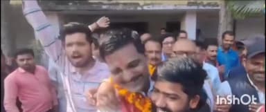 बेनीपट्टी: प्रदीप कुमार झा बासु बने बेनीपट्टी प्रखंड जदयू अध्यक्ष, लोगों ने दी बधाई