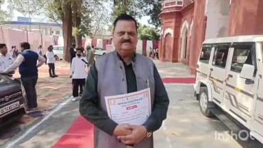 हरदोई: केला उत्पादन के लिए सधई बेहटा के प्रताप विक्रम सिंह को किया गया सम्मानित