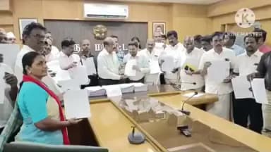 கரூர்: இறுதி வாக்காளர் பட்டியல் மாவட்ட ஆட்சியர் வெளியீடு