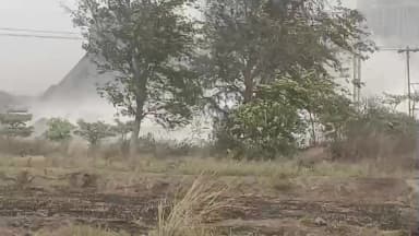 ग्राम धोबनीपाली,थाना डभरा अंतर्गत (आर के एम पावरजेन प्राइवेट लिमिटेड कम्पनी) के अवैध रूप से राखड़ खाली किया गया है