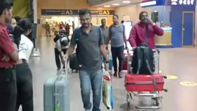 ஆலந்தூர்: ஈரான் போர் பதட்டம் - சென்னையில் இருந்து 30 விமானங்கள் ரத்து - முக்கிய வேண்டுகோள் விடுத்த விமான நிலைய அதிகாரிகள்