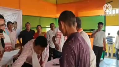 নাজিৰা: নামতিদল প্ৰেক্ষাগৃহত বিজেপিৰ বিশেষ ৰাজহুৱা সভা,২০টাৰো অধিক পৰিয়ালৰ বিজেপিত যোগদান