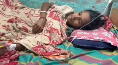 গোসাবা: সাংসারিক বিপদের বিষ খেয়ে আত্মহত্যার চেষ্টা ছোটমোল্লা খালি ৪নং গ্রামের গৃহবধূকে ভর্তি করা হলো ক্যানিং মহকুমা হাসপাতালে