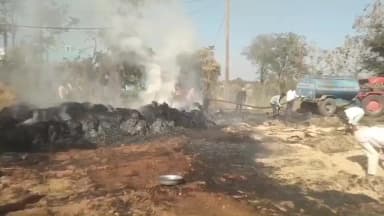 गांगड़तलाई: गांगड़तलाई के सालिया में 11 केवी का तार टूटा, 20 क्विंटल गेहूं जलकर हुआ नष्ट