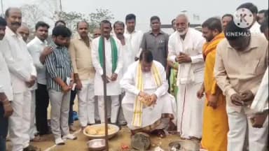 వర్ని: రుద్రూర్లో 20 లక్షల వ్యాయంతో ఫంక్షన్ హాల్ నిర్మాణానికి ఎమ్మెల్యే పోచారం శ్రీనివాస్ రెడ్డి భూమిపూజ