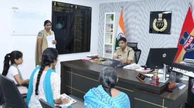 సంగారెడ్డి: జిల్లా ప్రజలు సమస్యలు ఉంటే నేరుగా ఫిర్యాదు చేయండి: సంగారెడ్డి జిల్లా ఎస్పీ పారితోష్ పంకజ్