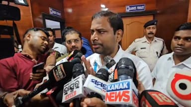 କାକଟପୁର: ରାଜ୍ୟସଭା ନିର୍ବାଚନ ଭୋଟିଂ ବେଳେ ଅଭାବନୀୟ ପରିସ୍ଥିତିକୁ ନେଇ ଶାସକ ଦଳ ବିରୋଧରେ ସଙ୍ଗୀନ ଅଭିଯୋଗ ଆଣିଲେ କାକଟପୁର ବିଧାୟକ