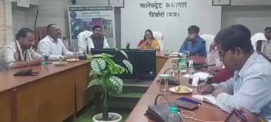 डिंडौरी: कलेक्टर सभाकक्ष में बीवीराम जी योजना के क्रियान्वयन को लेकर कलेक्टर ने प्रेस वार्ता में दी जानकारी
