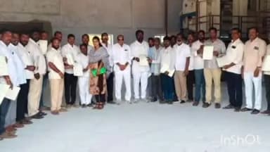 వికారాబాద్: కుల్కచర్ల మండల కేంద్రంలో 49 మంది లబ్ధిదారులకు సీఎం రిలీఫ్ ఫండ్ చెక్కులను అందజేసిన డిసిసి ఉపాధ్యక్షులు భీమ్ రెడ్డి