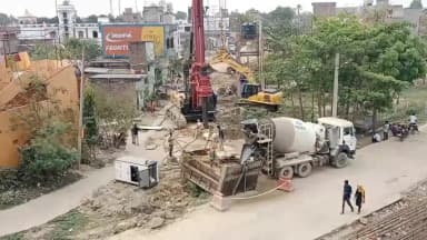 जयनगर: ROB निर्माण कार्यों में आई गति, रेलवे गुमटी फाटक नंबर 39 सी के पास दिन-रात चल रहा है काम