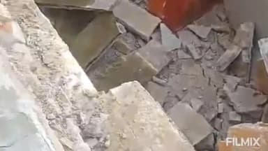 मुरैना: माता बसैया थाना क्षेत्र में हुराई भूमिया वाले बाबा का मंदिर क्षतिग्रस्त होकर गिरा, टला बड़ा हादसा