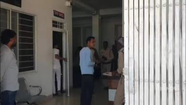 महू बड़गोंदा में हनी ट्रैप गिरोह का पुलिस ने किया पर्दाफाश, तीन महिलाएं और एक पुरुष गिरफ्तार