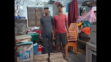 राघोपुर: वैशाली पुलिस की बड़ी कार्रवाई: 53.28 लीटर अवैध विदेशी शराब के साथ दो गिरफ्तार