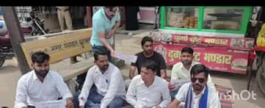 बेहट: भीम आर्मी ने छुटमलपुर में स्कूलों की बढ़ती मनमानी और फीस वृद्धि के विरोध में दिया धरना