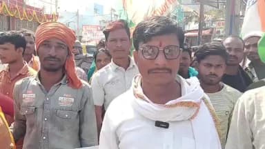 सुपौल: दो सूत्री मांगों को लेकर जिलाधिकारी सावन कुमार को सौंपा गया ज्ञापन