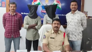 పట్టణంలో" ఇద్దరు గంజాయి విక్రయితులను అరెస్టు* జగిత్యాల పట్టణ సిఐ కరుణాకర్