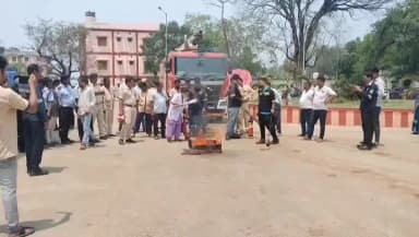 ଅନୁଗୋଳ: ଜିଲ୍ଲା ମୁଖ୍ୟ ଚିକିତ୍ସାଳୟରେ ଅଗ୍ନିଶମ ବିଭାଗ ପକ୍ଷରୁ ମକଡ୍ରିଲ୍ କାର୍ଯ୍ଯକ୍ରମ ଅନୁଷ୍ଠିତ