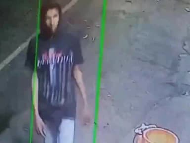 शुजालपुर: शुजालपुर मंदिर में चोरी, सीसीटीवी में कैद संदिग्ध बोरी में भरकर ले गया सामान