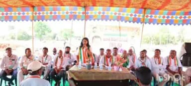 మణుగూరు: అశ్వారావుపేట నియోజకవర్గ కాంగ్రెస్ పార్టీ బూత్ లెవెల్ ఏజెంట్ల సమీక్ష సమావేశం నిర్వహించిన ఎమ్మెల్యే జారే ఆదినారాయణ