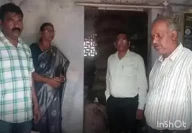 ఇల్లందు: ఇల్లందు లో రేషన్ దుకాణాలలో సివిల్ సప్లై అధికారులు తనిఖీలు