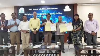 ରେମୁଣା: ଫକୀରମୋହନ ବିଦ୍ୟାଳୟରେ ଏଆଇ କ୍ଷମତା ବିକାଶ ବିଷୟରେ କର୍ମଶାଳା,ଯୋଗଦେଲେ କୁଳପତି